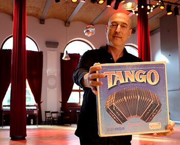 Die Tangonacht mit Michael Rühl. Resident Tango-Dj im Ballhaus Walzerlinksgestrickt Berlin